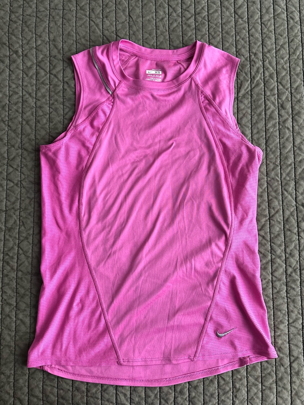Nike — Vintage Activewear Tank